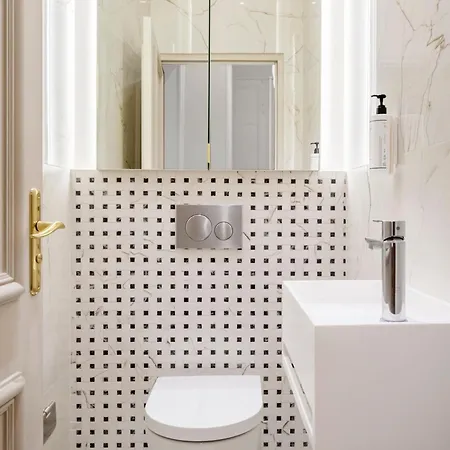 Merveil - Signature Suite-champs Elysees- Marignan Parigi