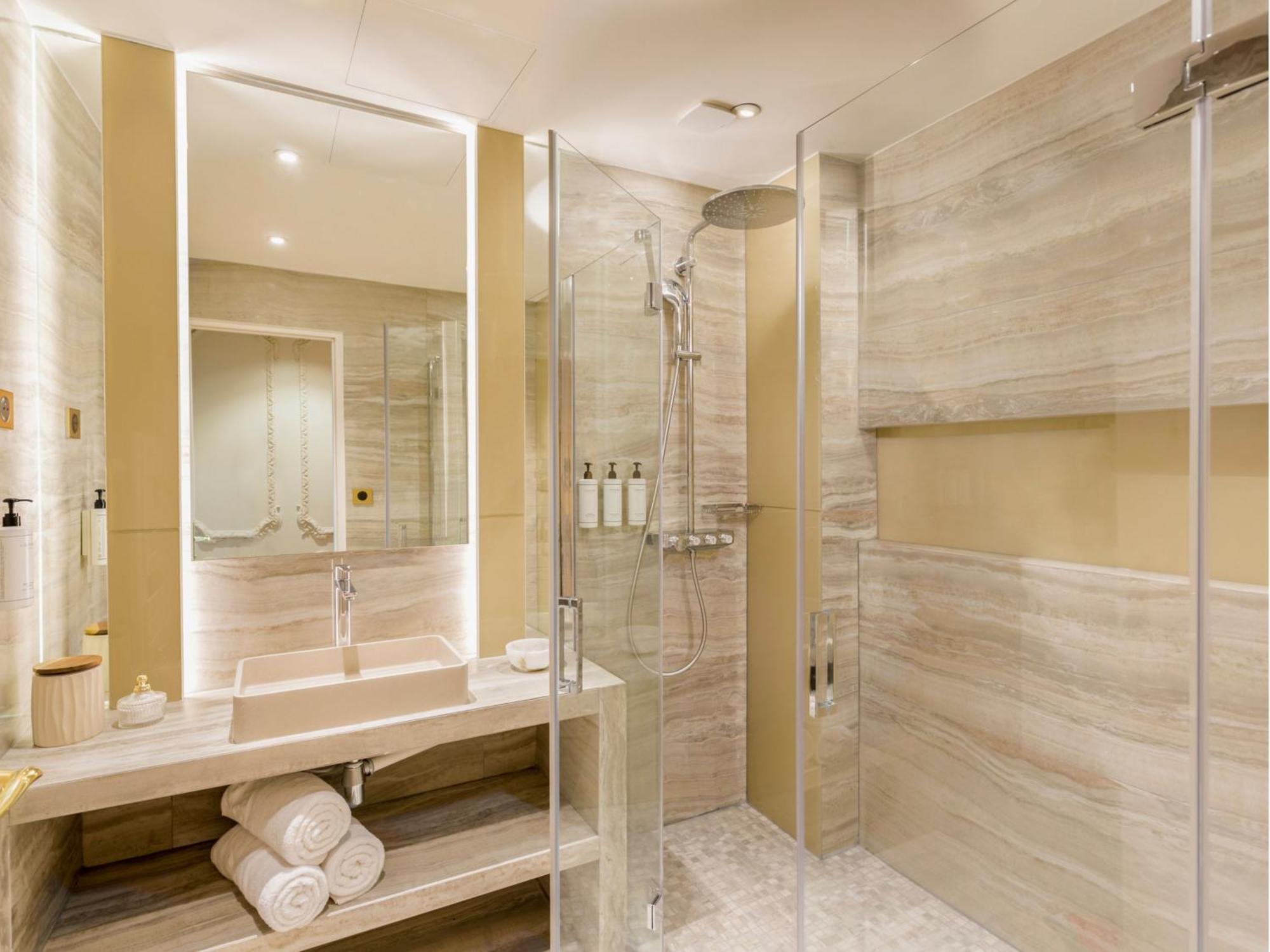 Merveil - Signature Suite-champs Elysees- Marignan * Parigi